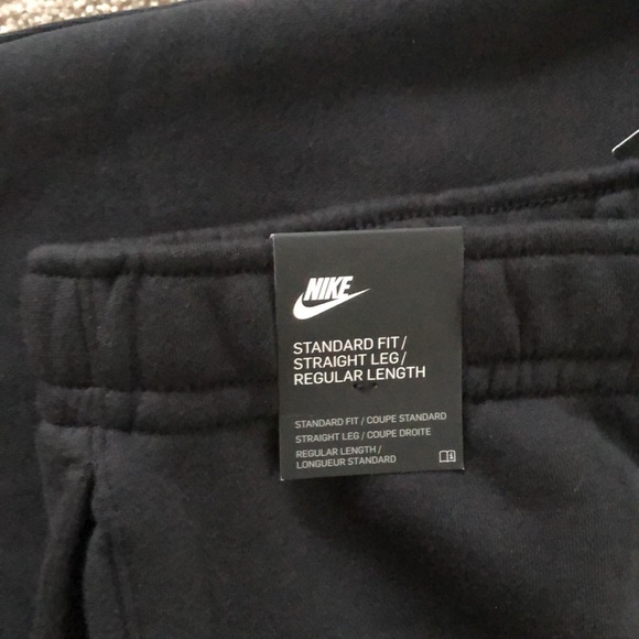 NWT men’s Nike sweat pants - Picture 4 of 4